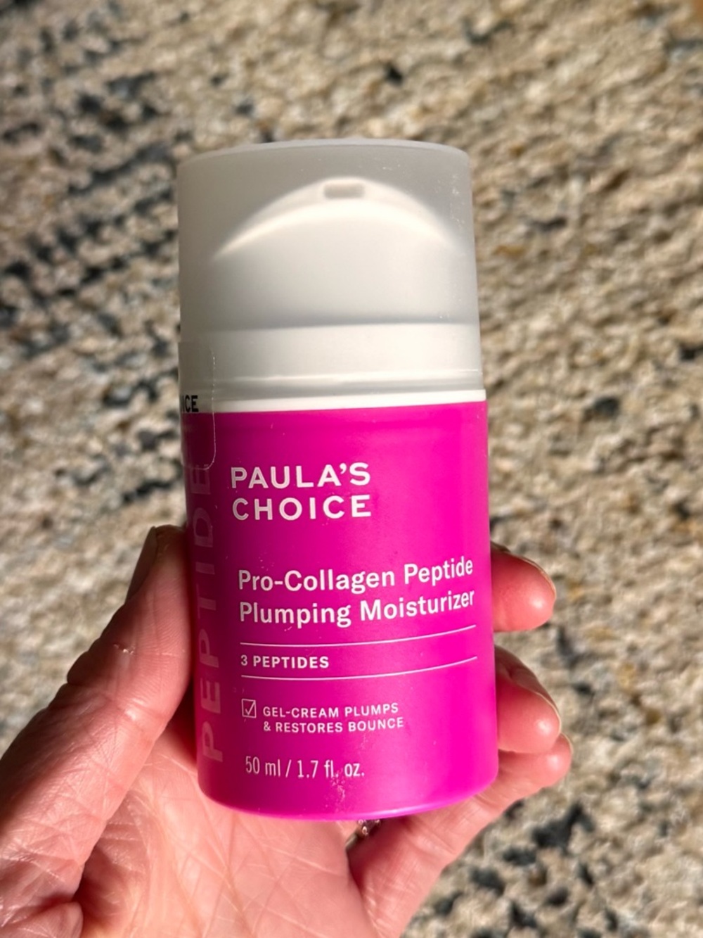 Paula's Choice Pro-Collagen Peptide Plumping Moisturizer - Pink and White